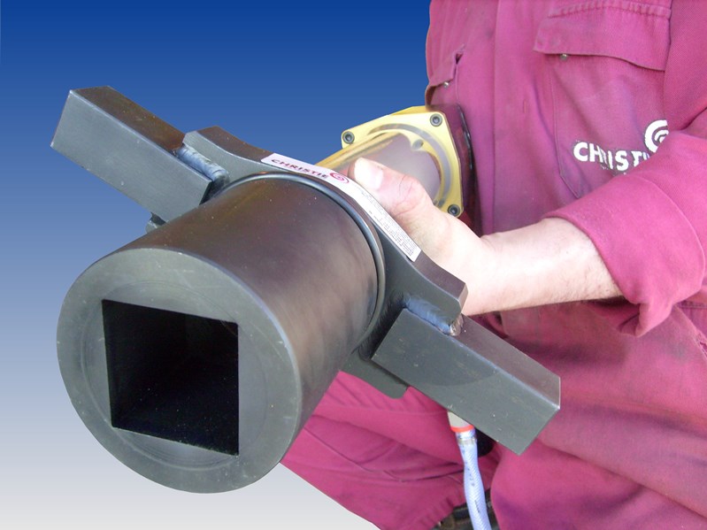 C-RAD 46 Pneumatic Torque Tool with ROV Bucket Reaction
